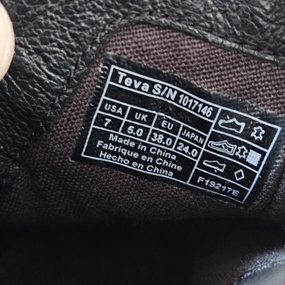 Teva De La Vina Dos Chelsea Boots - Picture 10 of 12